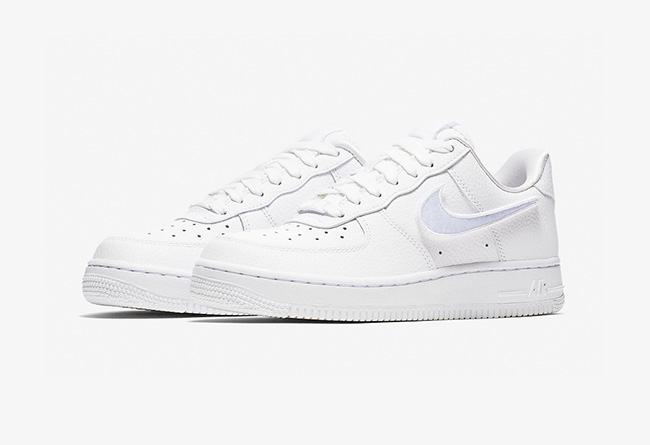 Nike,Air Force 1,AQ3621-111,发售  纯白配色还能换钩！女生专属 Air Force 1 现已发售